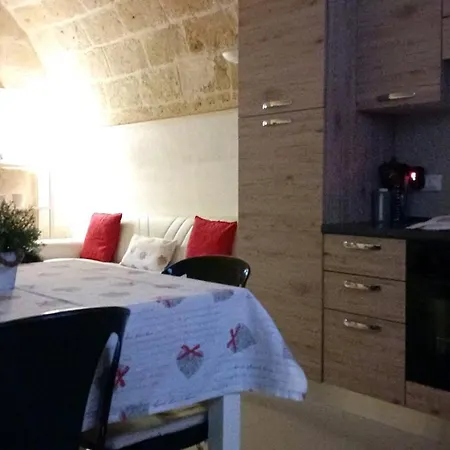 La Petite Maison * مولا دي باري